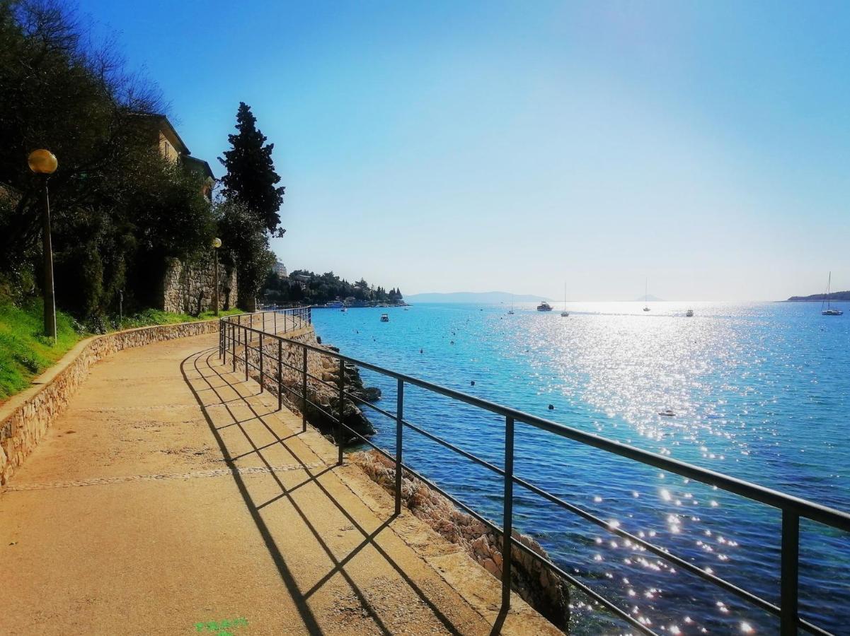 Apartment Rosanna - Intermezzo In Center Of Rabac Luaran gambar